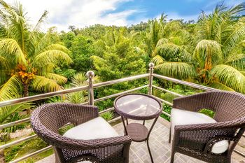 Edgewater Dive & Spa Resort 4*