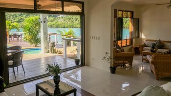 Edgewater Dive & Spa Resort 4*