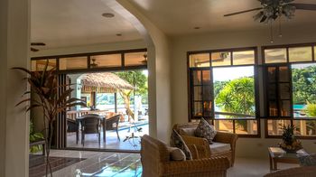 Edgewater Dive & Spa Resort 4*