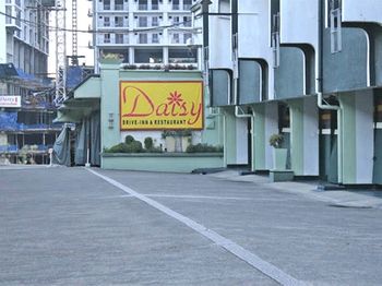 Daisy Drive Inn 2*