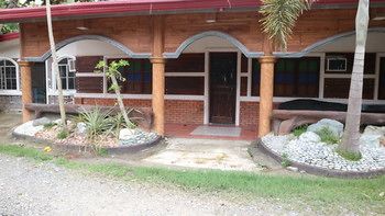 Nipa Hut Resort 3*