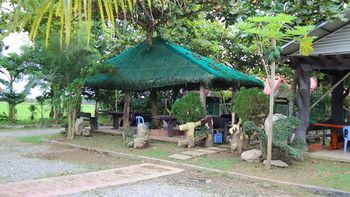 Nipa Hut Resort 3*