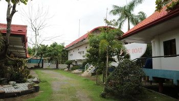 Nipa Hut Resort 3*