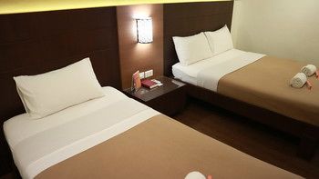 Tacloban Plaza Hotel 3*