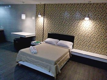 New Winston Hotel 3*