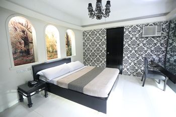 Victoria Court Canley - Pasig 3*