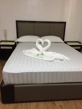 Meaco Hotel Royal - Tayuman 3*