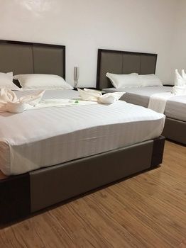 Meaco Hotel Royal - Tayuman 3*