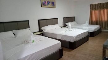 Meaco Hotel Royal - Tayuman 3*