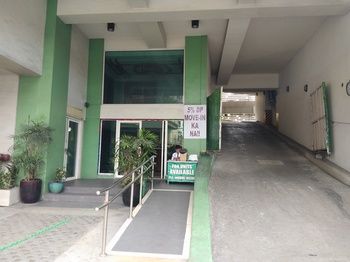 Boni Tower 3*