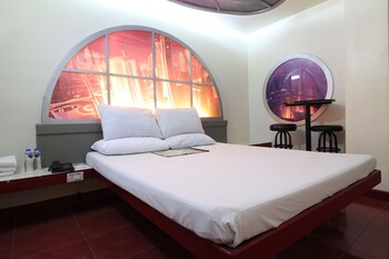 Astrotel Cubao 3*