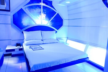 Astrotel Cubao 3*