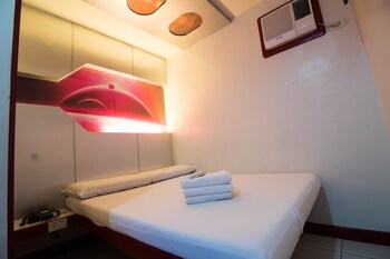 Astrotel Cubao 3*