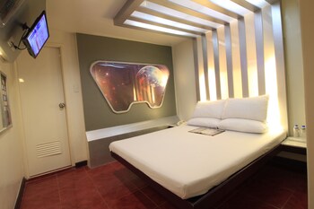 Astrotel Cubao 3*