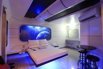 Astrotel Cubao 3*