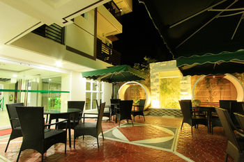 Emerald Boutique Hotel 3*
