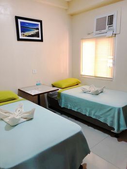 Cebu Courtyard 2*