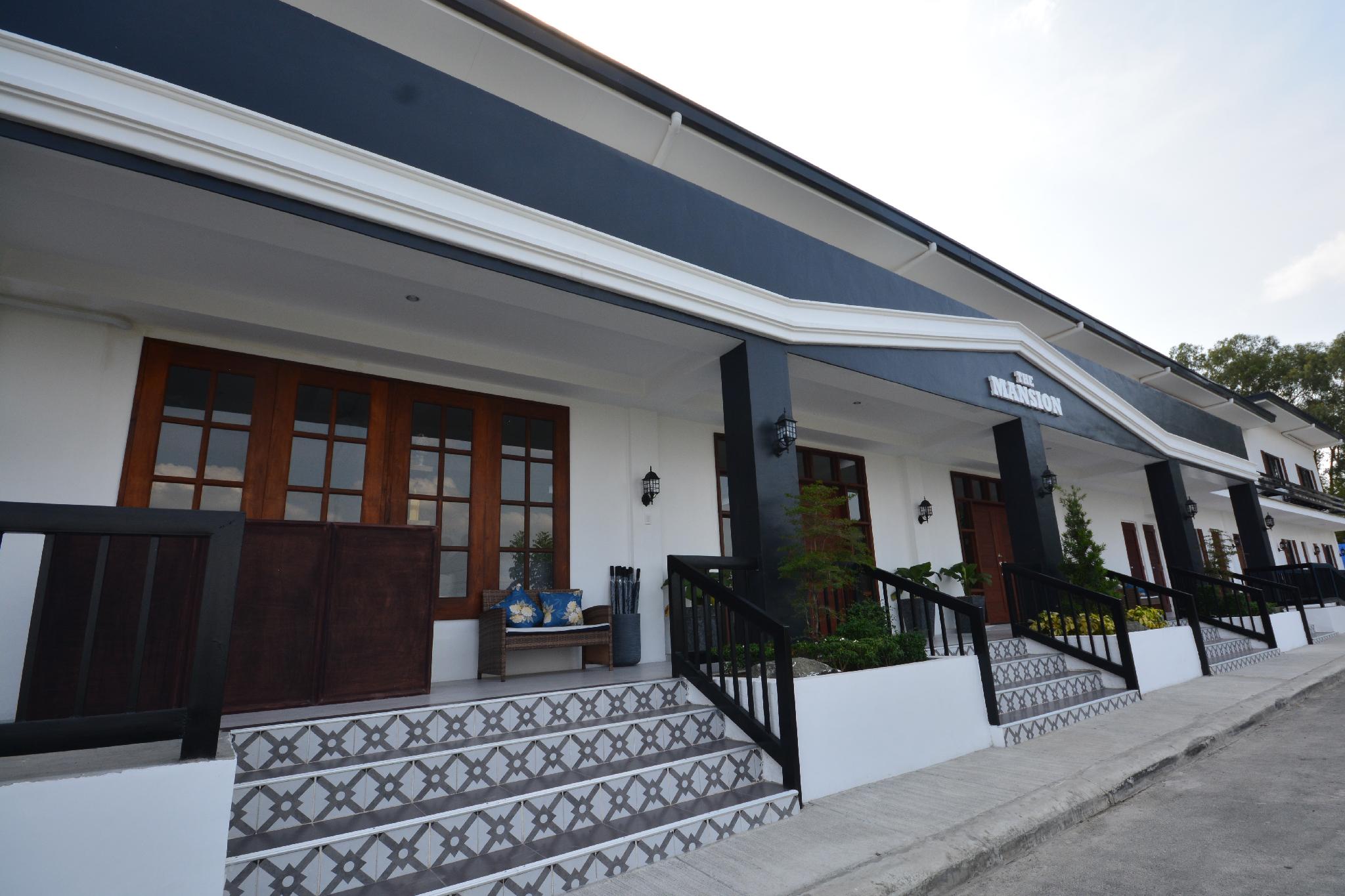 The Mansion 4*