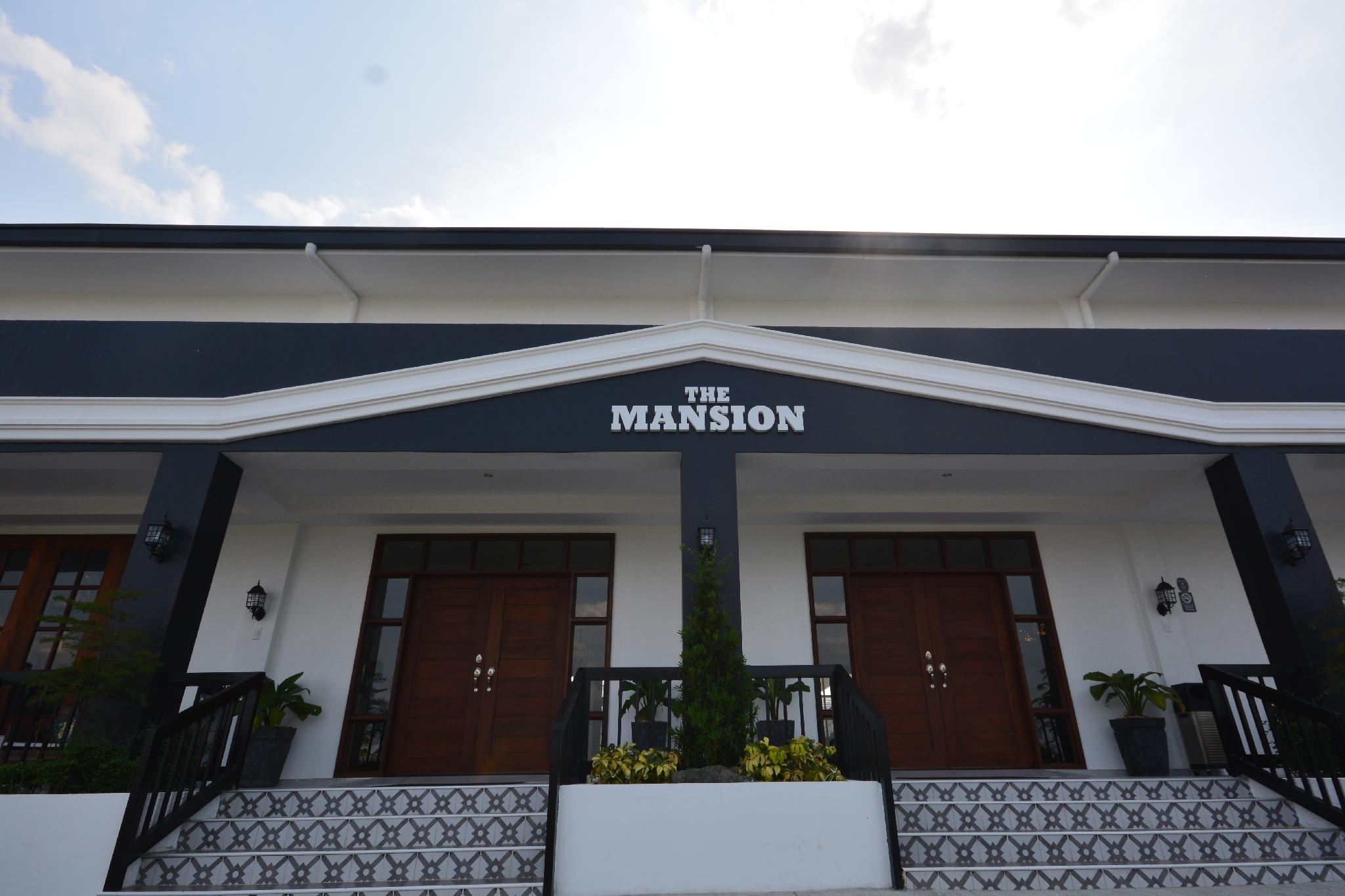 The Mansion 4*