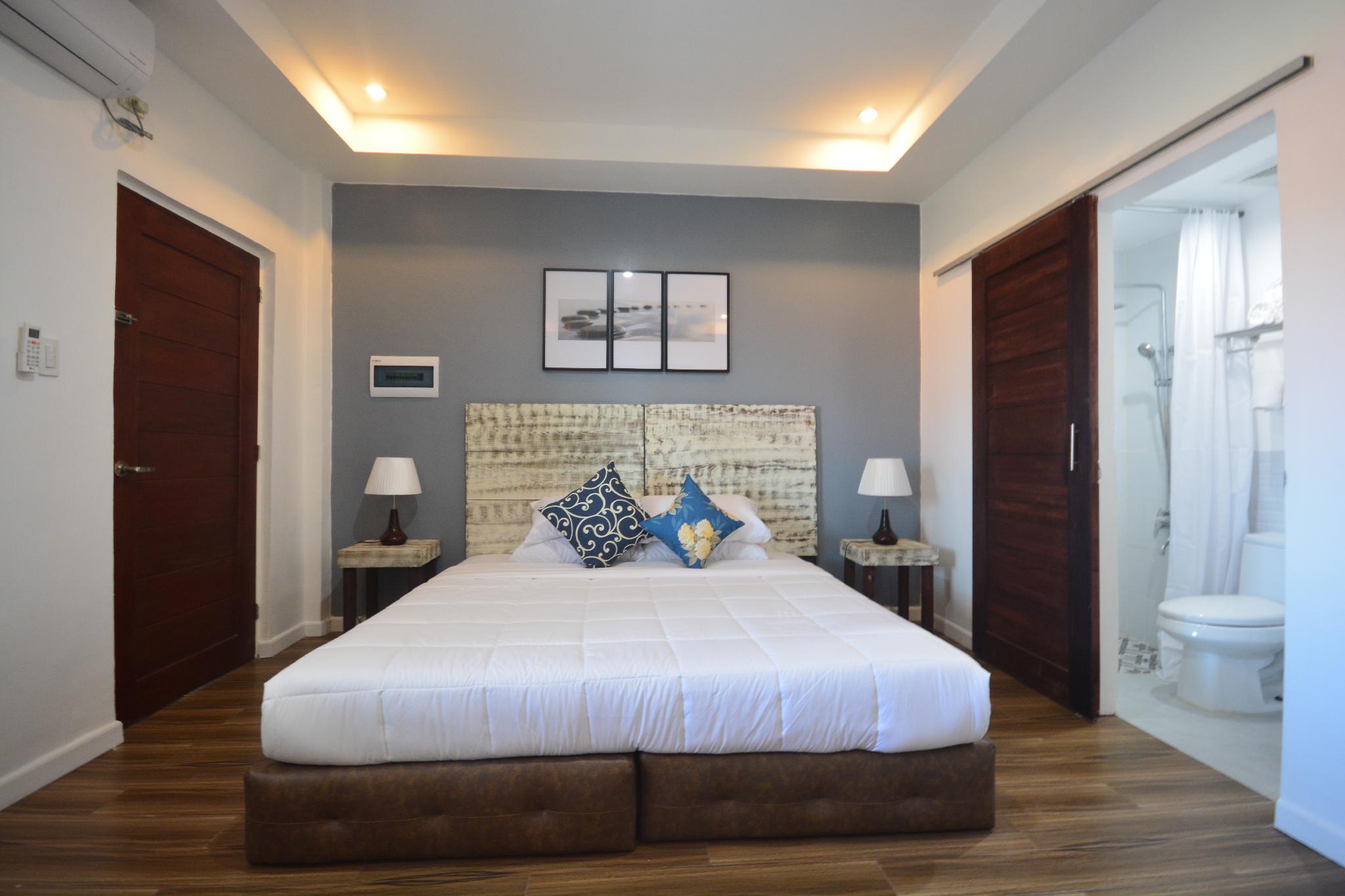 The Mansion 4*
