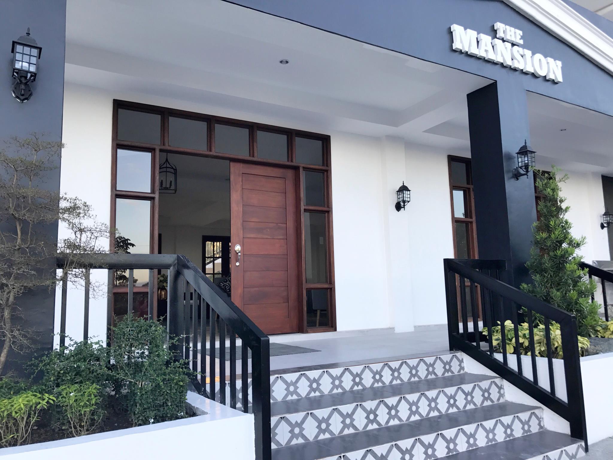 The Mansion 4*