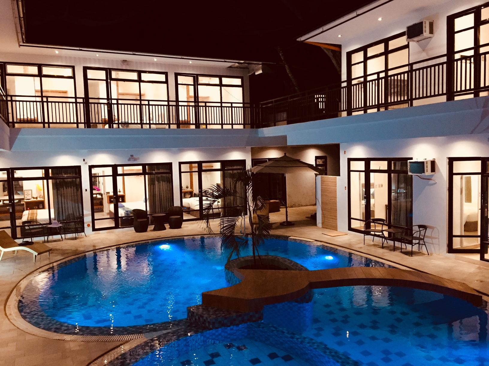 White Breeze Palawan Boutique Hotel 3*