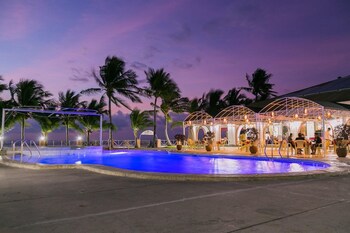 Lago de Oro Hotel & Wakepark 3*