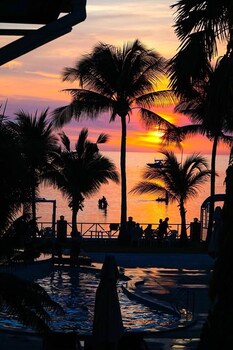 Lago de Oro Hotel & Wakepark 3*