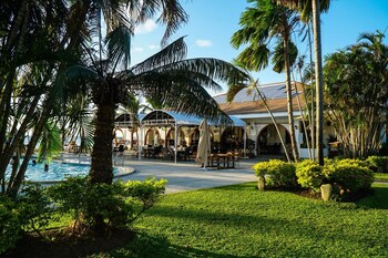 Lago de Oro Hotel & Wakepark 3*