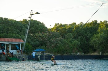 Lago de Oro Hotel & Wakepark 3*