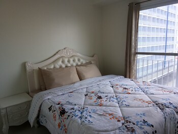 Wind Residences by SMCo 2*