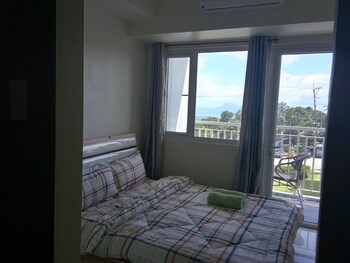 Wind Residences by SMCo 2*