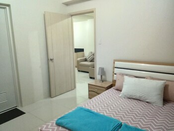 Wind Residences by SMCo 2*