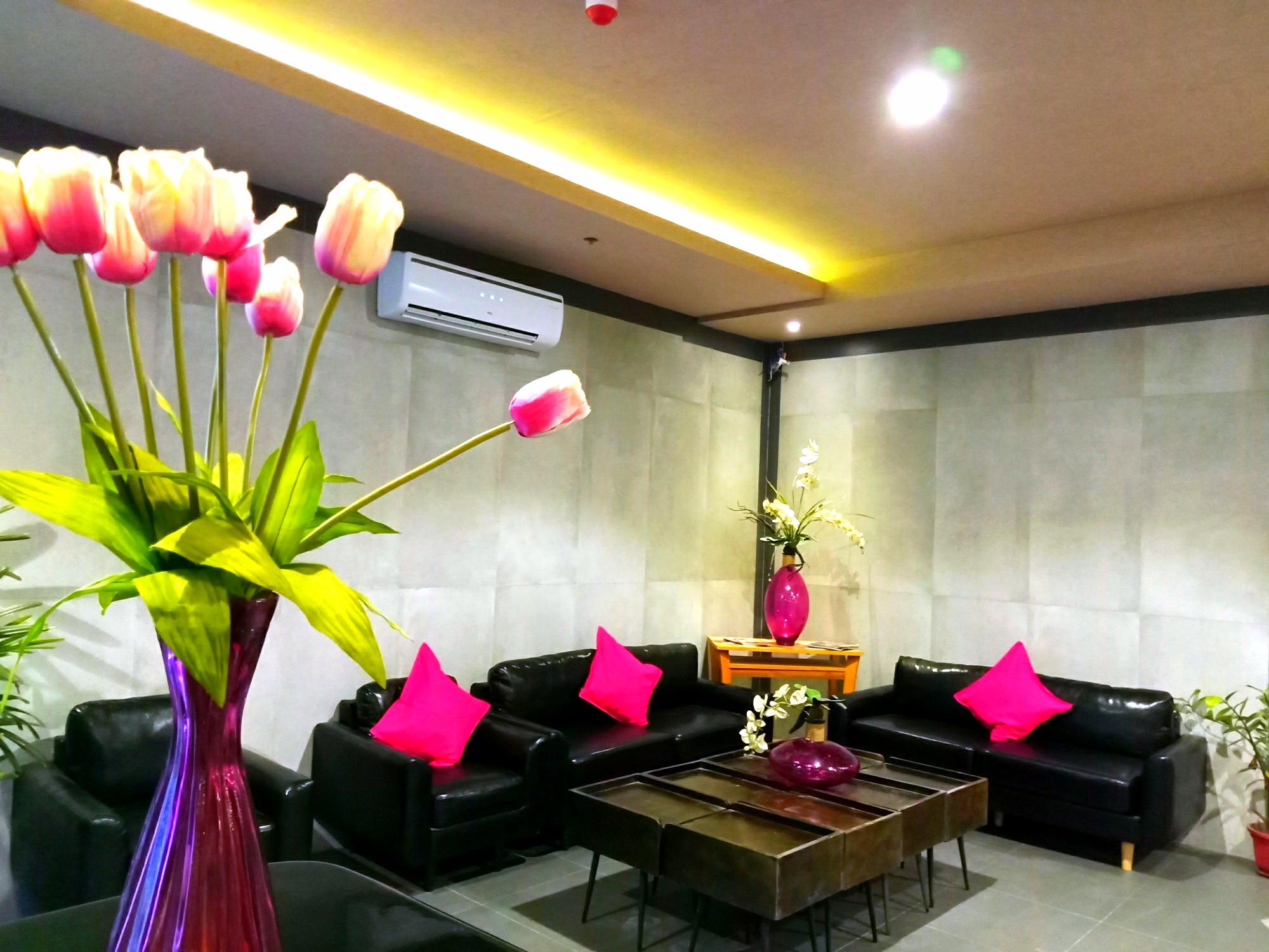 Axiaa Hotel 3*