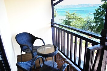 Altamare Dive and Leisure Resort Anilao 3*