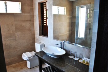 Altamare Dive and Leisure Resort Anilao 3*