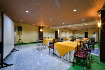 Ninong's Hotel 3*