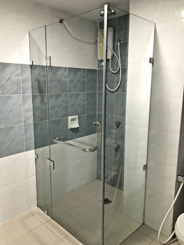 Ninong's Hotel 3*