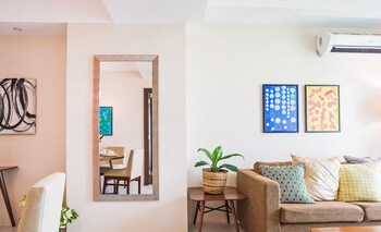 Padgett Place - Deluxe Suites 4*