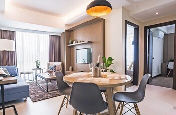 Padgett Place - Deluxe Suites 4*