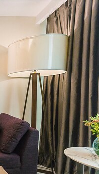 Padgett Place - Deluxe Suites 4*