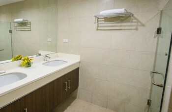 Padgett Place - Deluxe Suites 4*