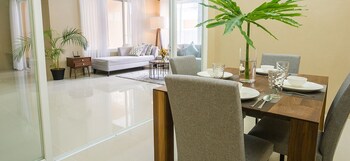 Padgett Place - Deluxe Suites 4*