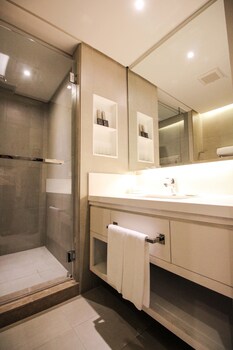 MELLA HOTEL MANILA 4*