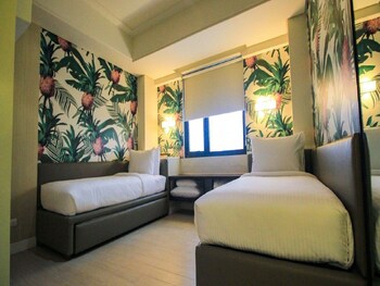 MELLA HOTEL MANILA 4*