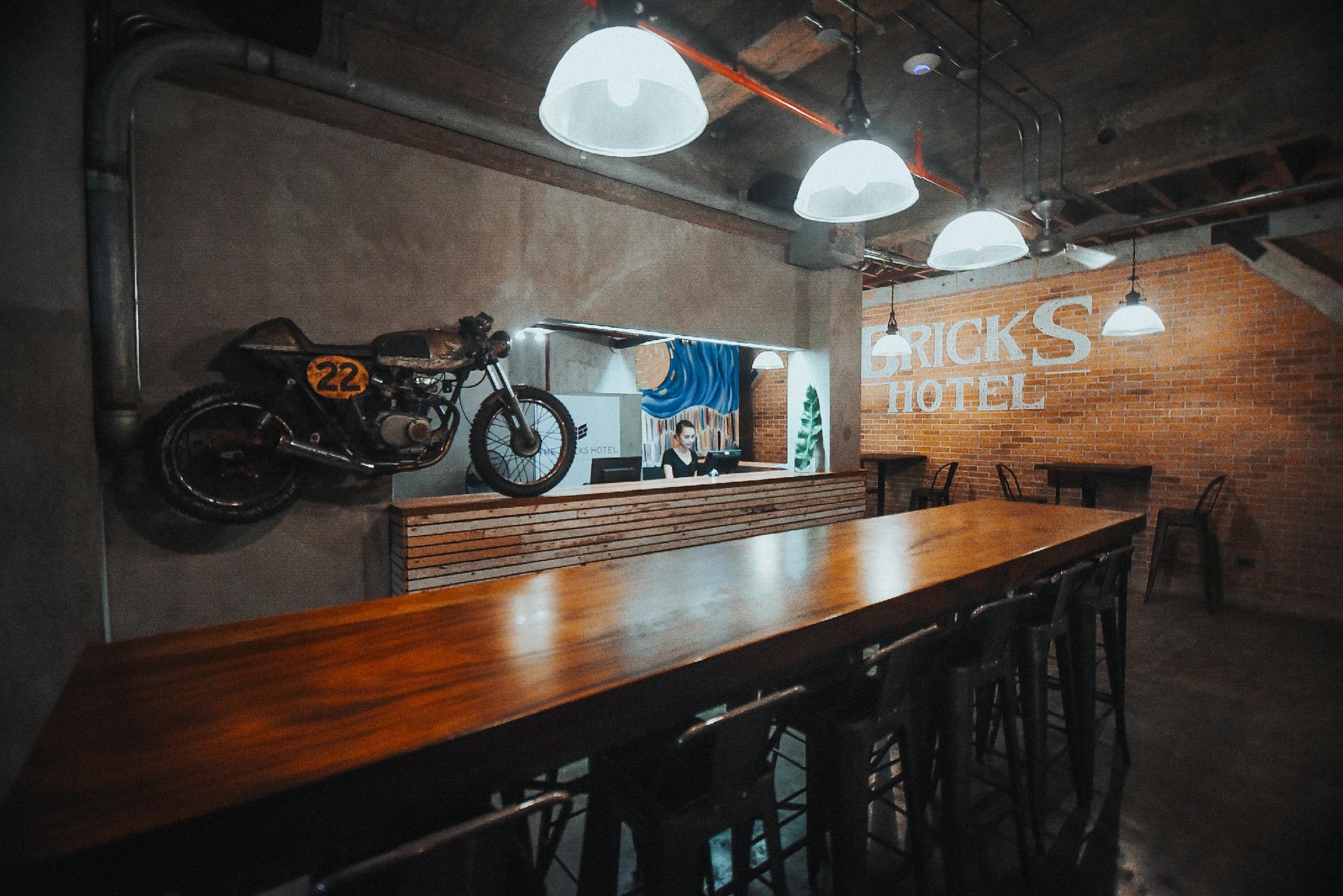 The Bricks Hotel 3*