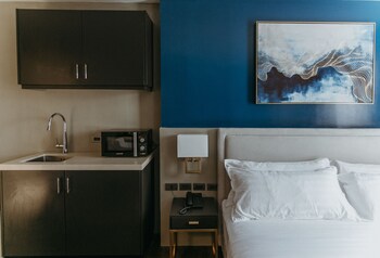 PVL Suites 3*
