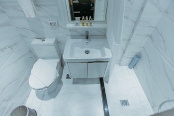 PVL Suites 3*