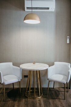 PVL Suites 3*