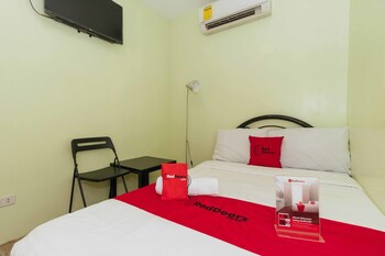 RedDoorz @ Hotel Rosemarie 2*